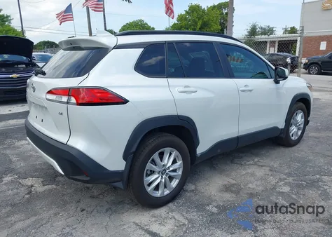 2024 Toyota Corolla Cross Le from USA, damaged, VIN 7MUCAAAG1RV084549